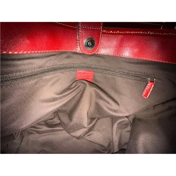 Gucci Beige and Red Tote with Embroidered Dog - Picture 3 of 7